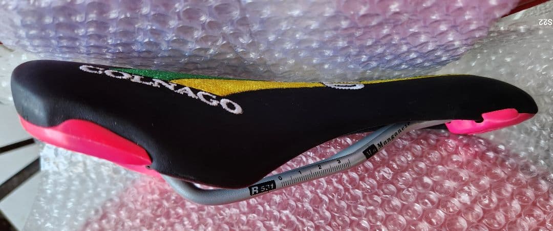COLNAGO Vuelta Bassano サドル