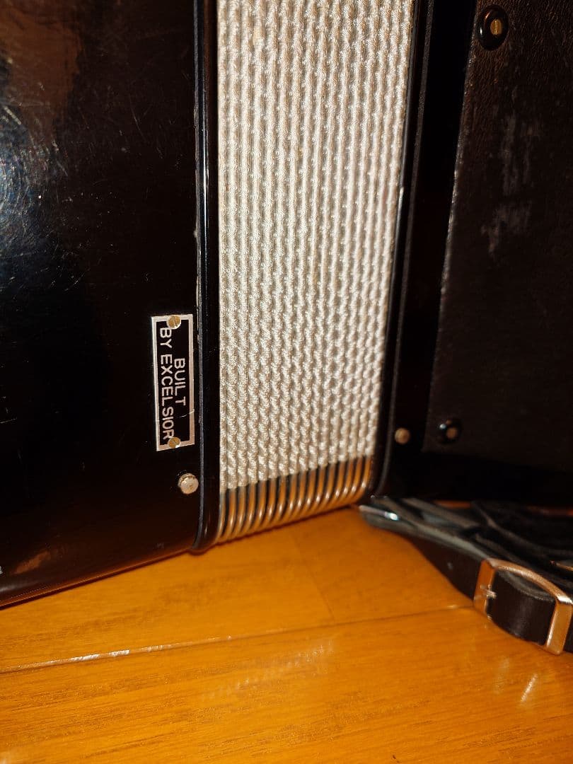 イタリア製　アコーディオン　EXCELSIOR エキセルシャー　MOD.400