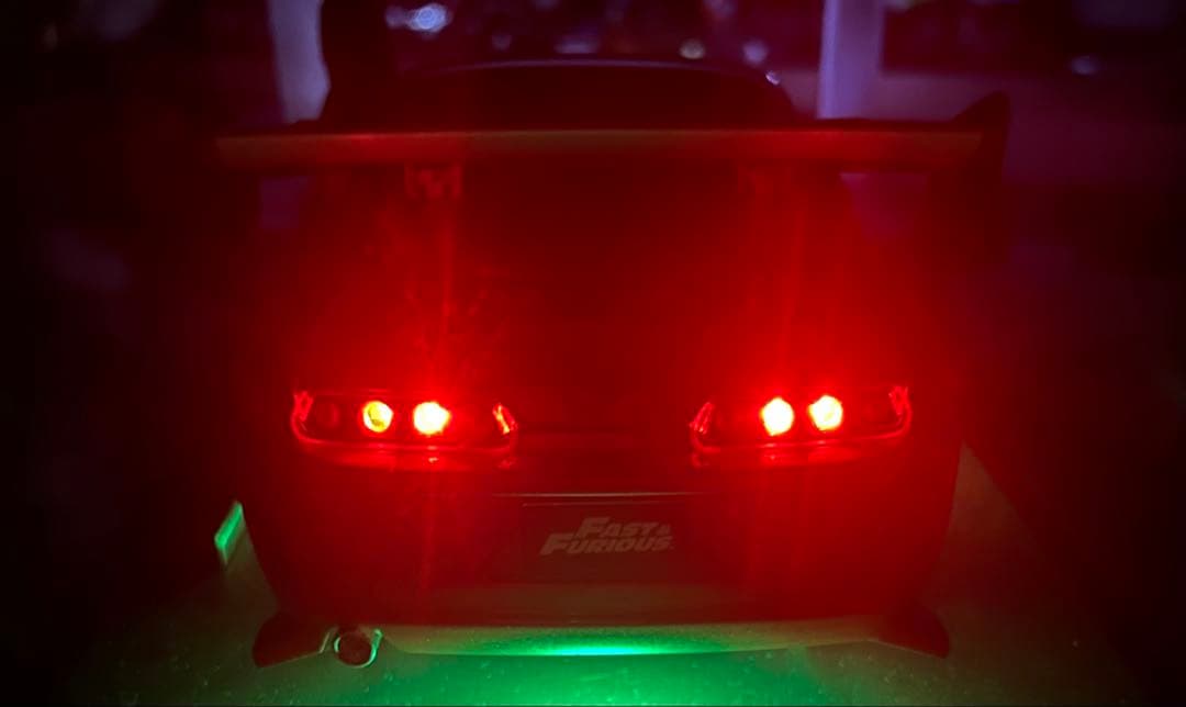 1995 Toyota Supra Brian フィギュア付き ワイルドスピード