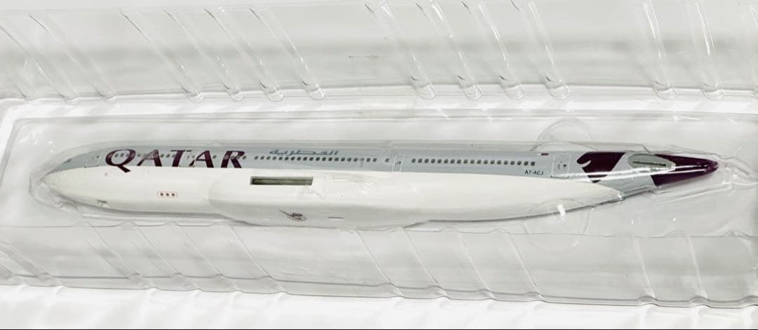 hogan 1/200 カタール航空 Airbus A330-200