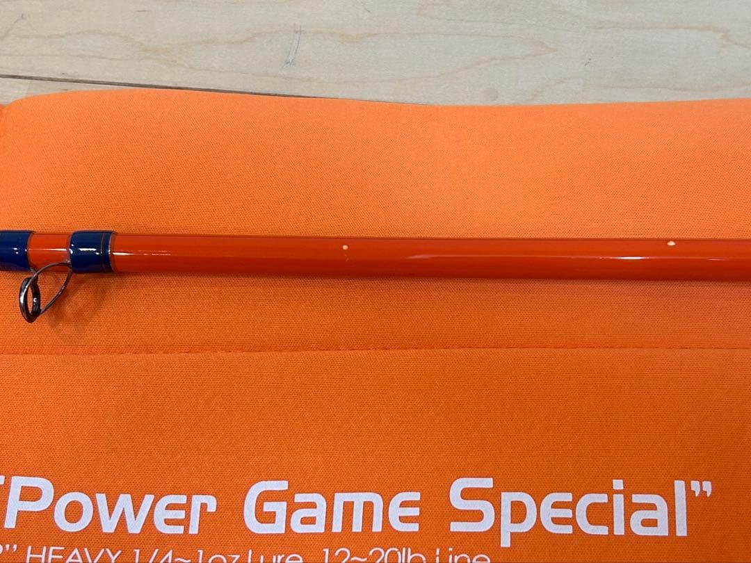 ☆ジャッカルTRANPO TC-72H-2 \" ルアーロッド・ケース付き