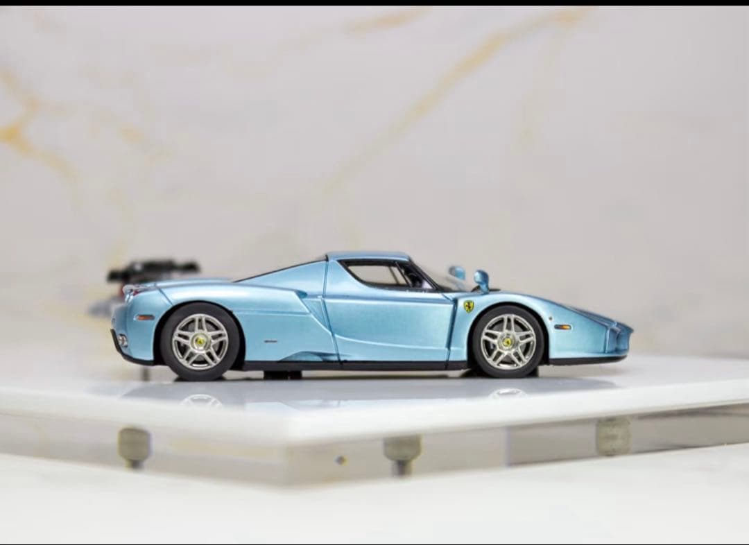 フェラーリ　エンゾ　Ferrari Enzo ミニカーレジン製