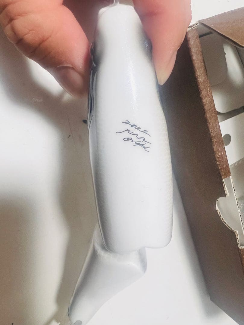 KRR Comta ハンドメイドルアー