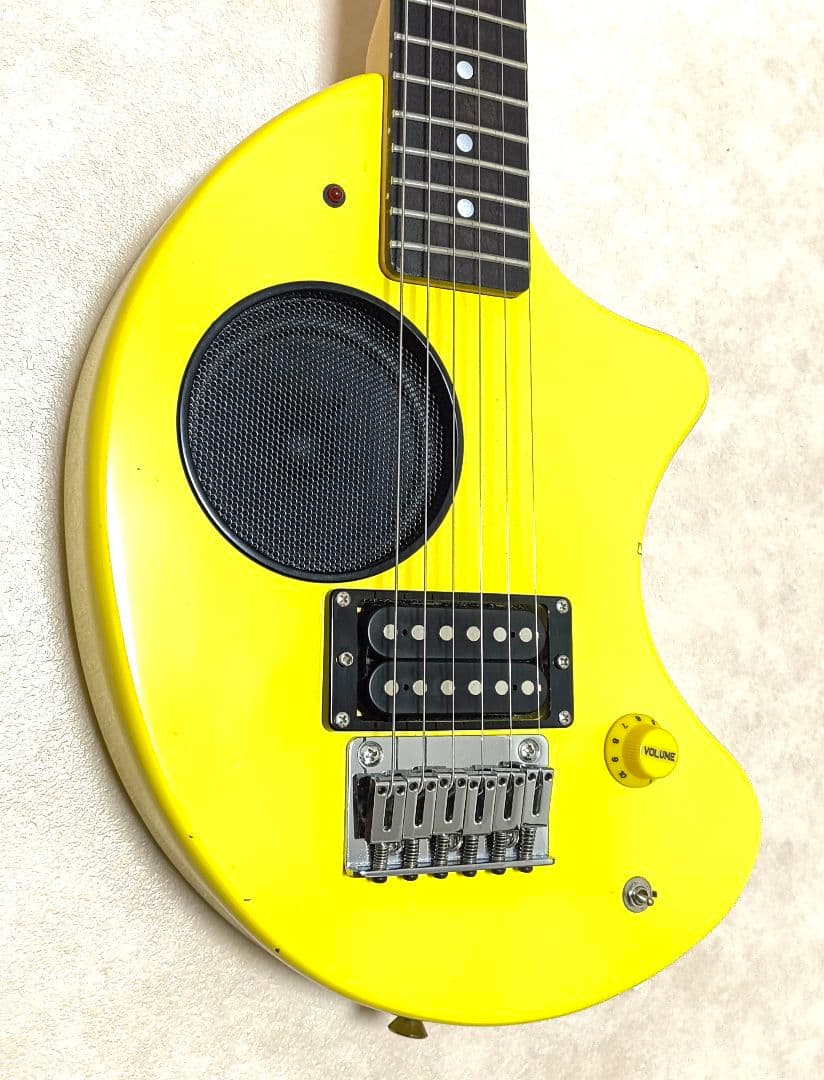 【美品】ZO-3 イエロー アンプ内蔵ミニギター 専用ケース付 ぞーさん