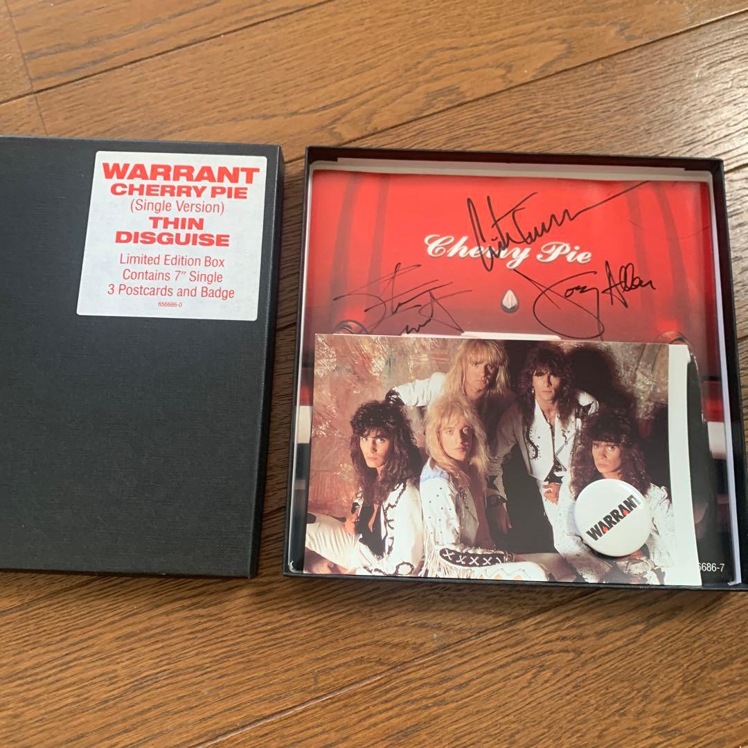 WARRANT CHERRY PIE 限定Box サイン入り　貴重品