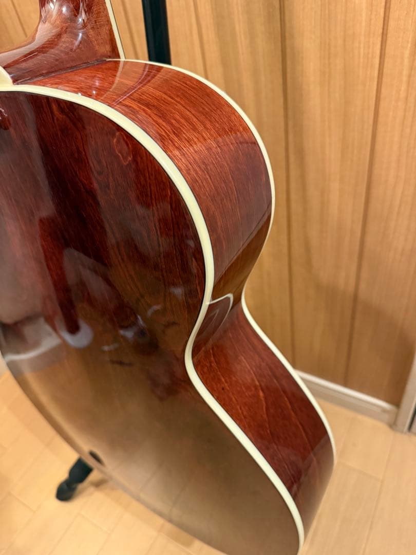 SeventySeven Hawk-STD フルアコースティックギター