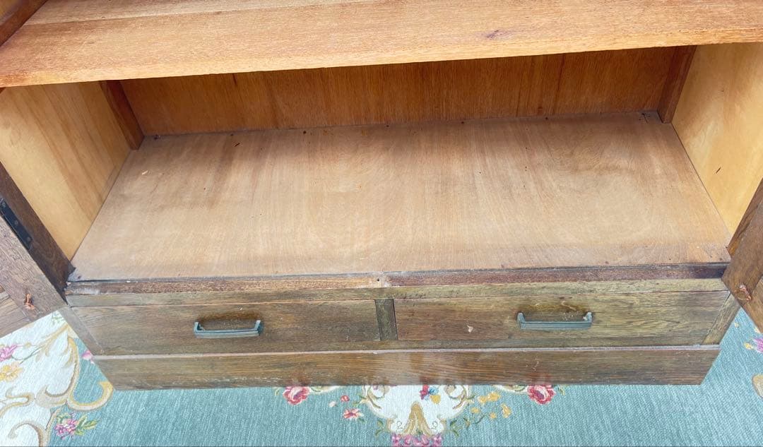 木製ガラス扉キャビネットアンティーク