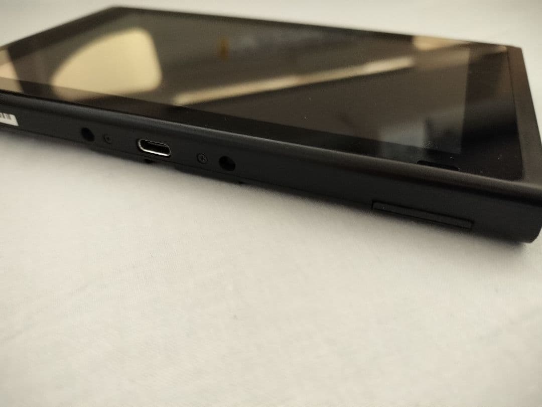 Nintendo Switch 本体　バッテリー強化モデル　スイッチ　任天堂　B