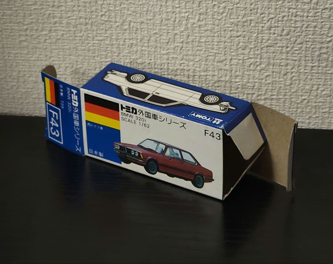 TOMICA　トミカ　　320i　緑色　箱付き