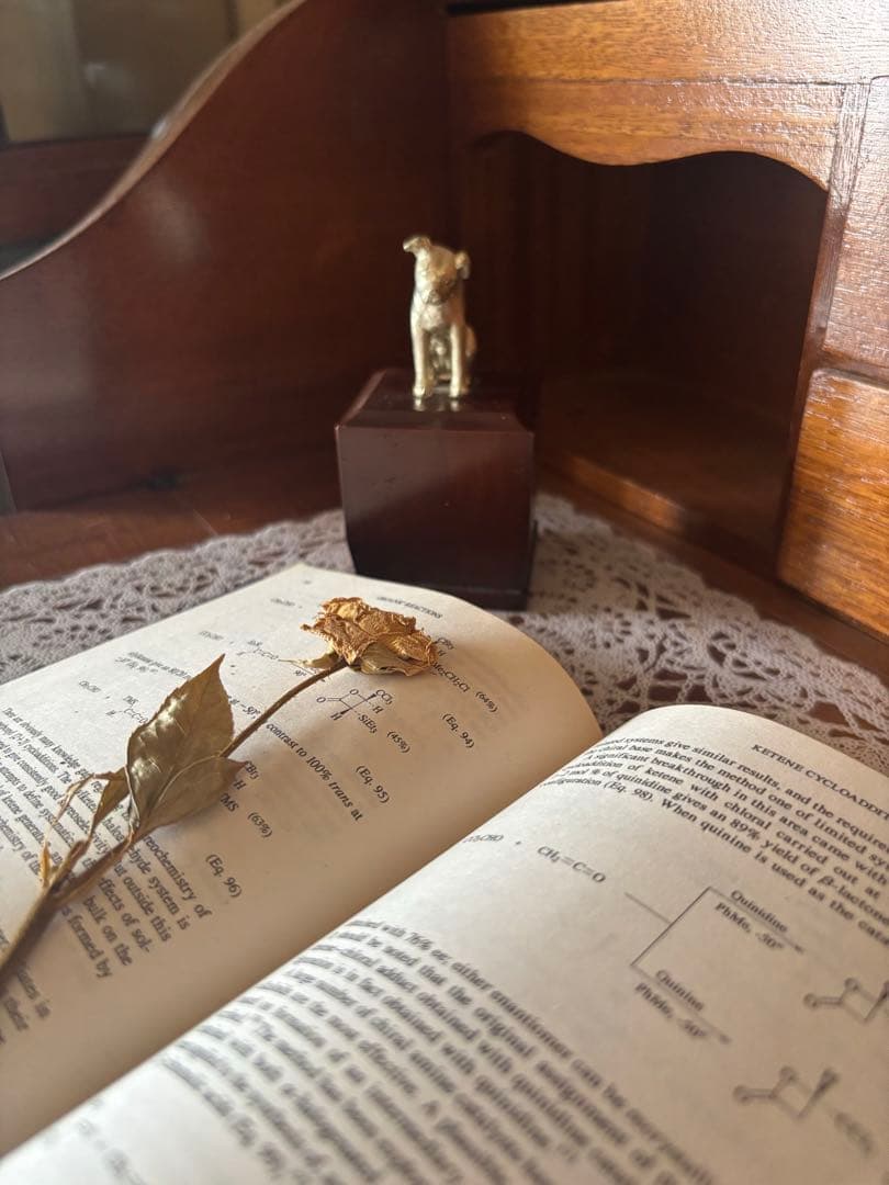 ビクター犬彫刻付き木製台座　昭和レトロ　当時物