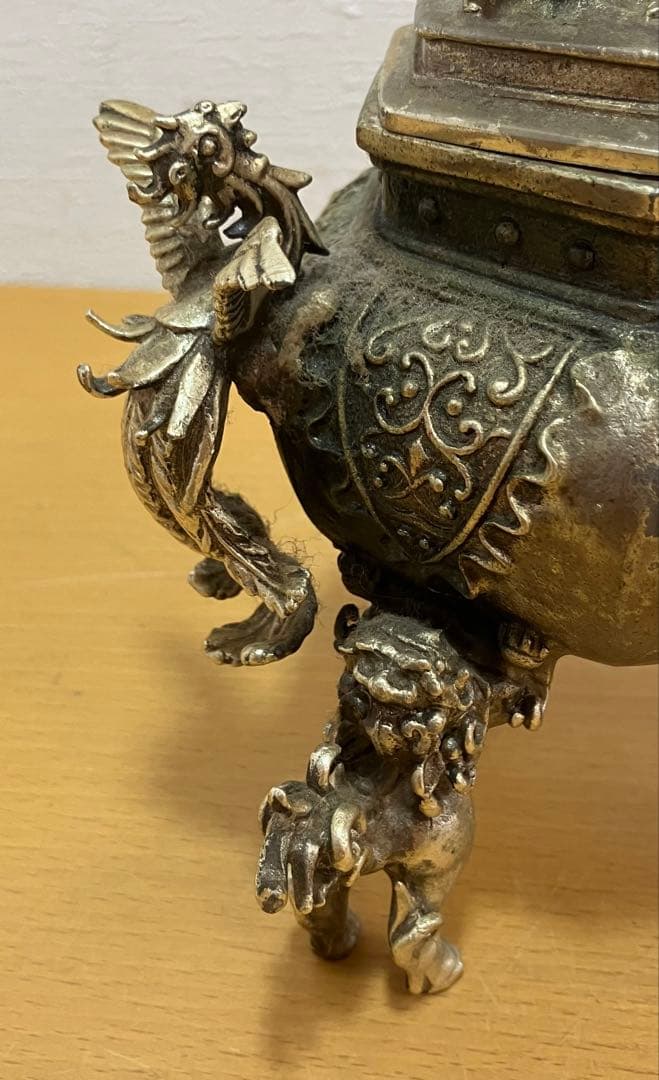 【香炉】六角形の香炉　元成作　獅子飾り付蓋　鳳凰耳飾　獅子三足