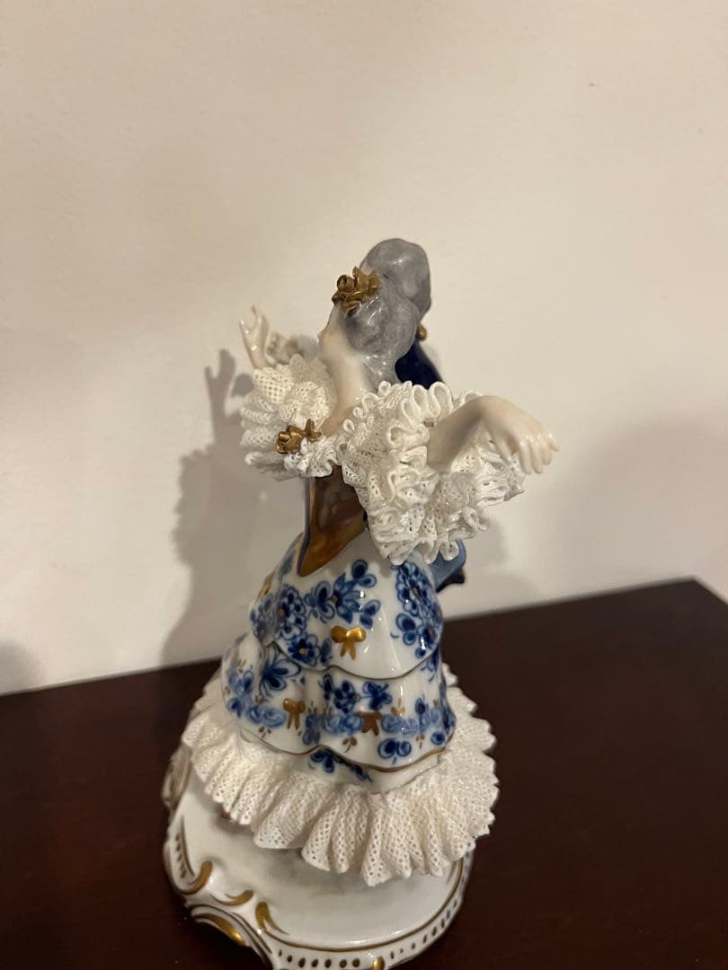 陶器製カップルダンス　ドレスデンフィギュア