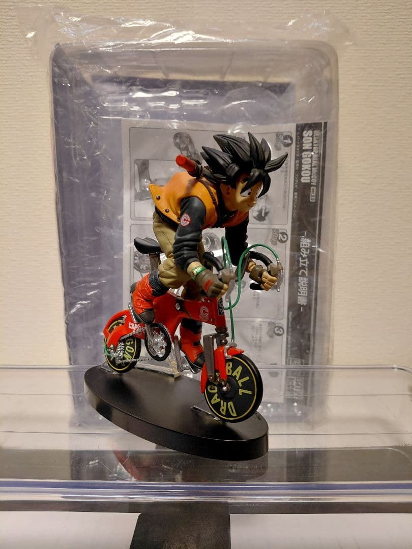ドラゴンボール　フィギュア　自転車　 デスクトップリアルマッコイ 孫悟空　バイク