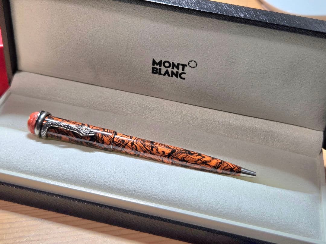 モンブラン　ルージュ・エ・ノワール ボールペン　サーペントマーブル