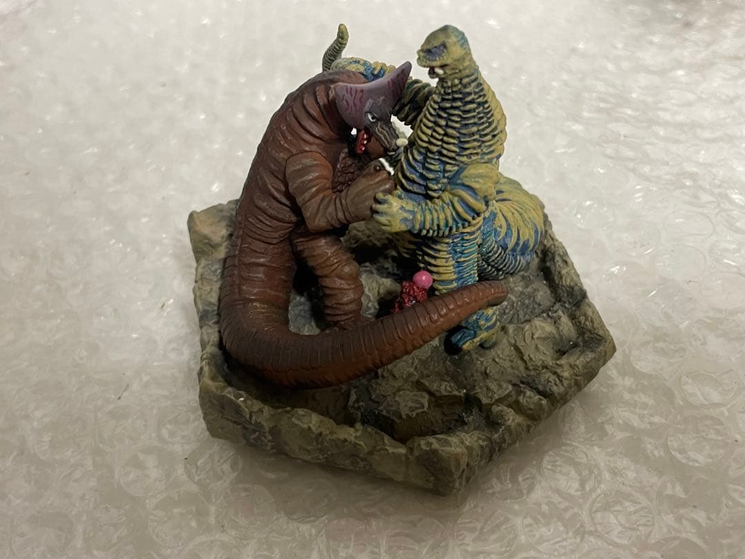 1.ウルトラ怪獣名鑑】大映怪獣編 11体セット《現状品》