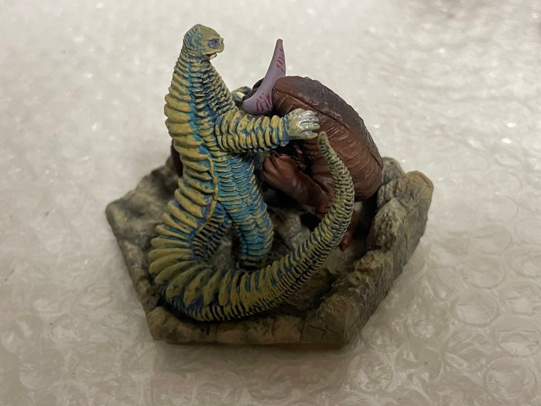 1.ウルトラ怪獣名鑑】大映怪獣編 11体セット《現状品》