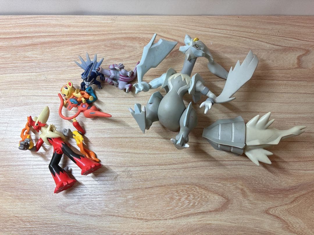 モンコレ まとめ売り メガシンカ・伝説・限定クリア・シルバー 36体