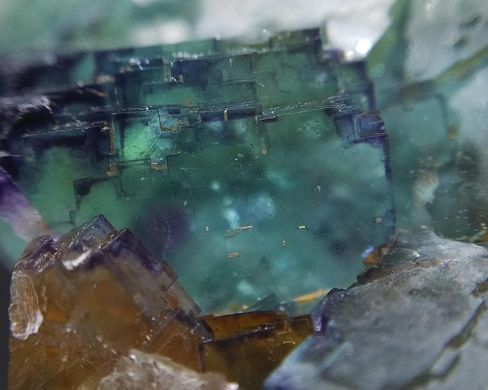 375 フローライト エロンゴ産 ブルーグリーン パープル 蛍石