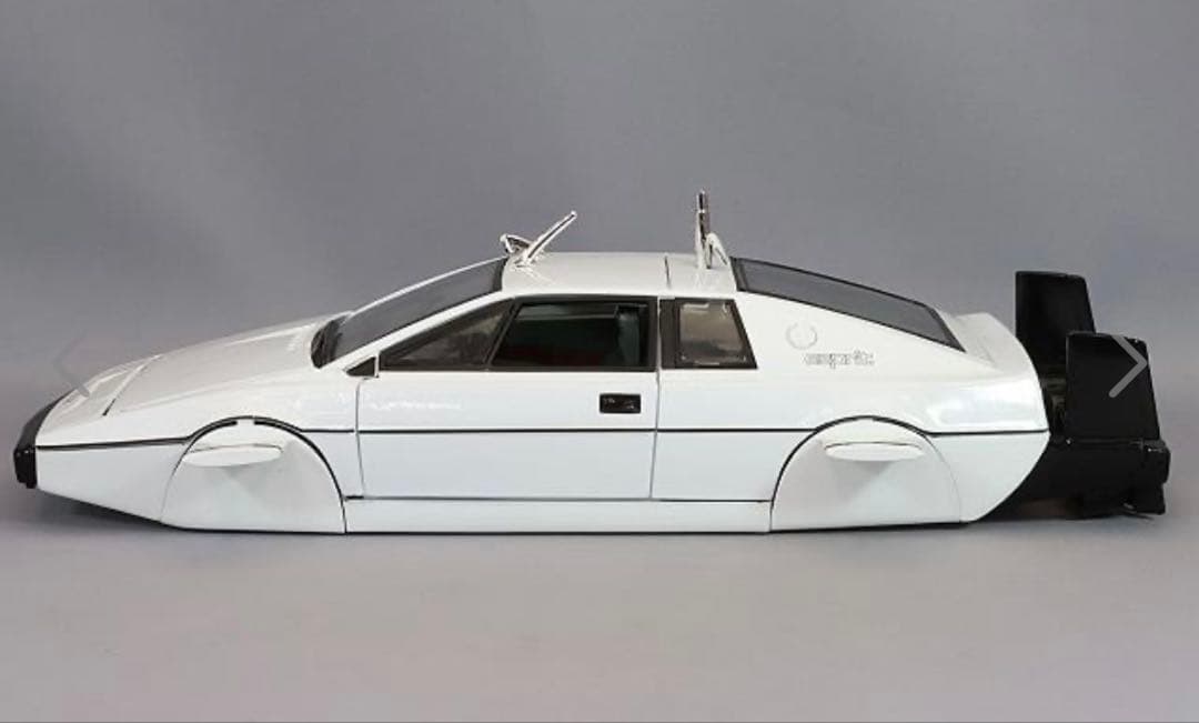 新品未開封　水陸両用変形 Lotus Esprit S1 007ボンドカー