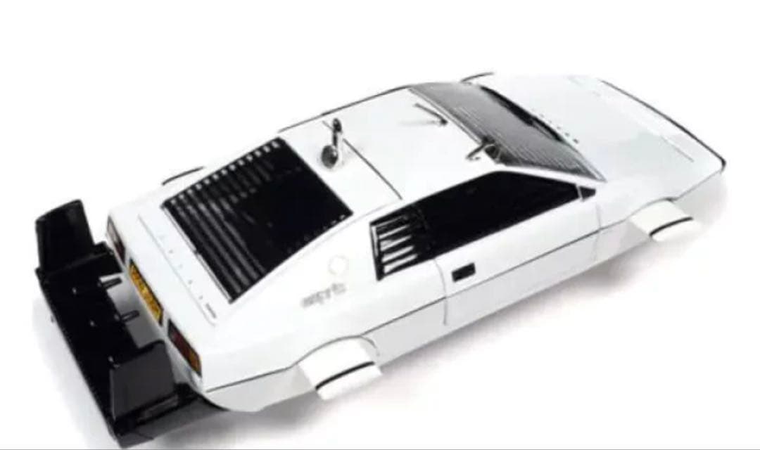 新品未開封　水陸両用変形 Lotus Esprit S1 007ボンドカー