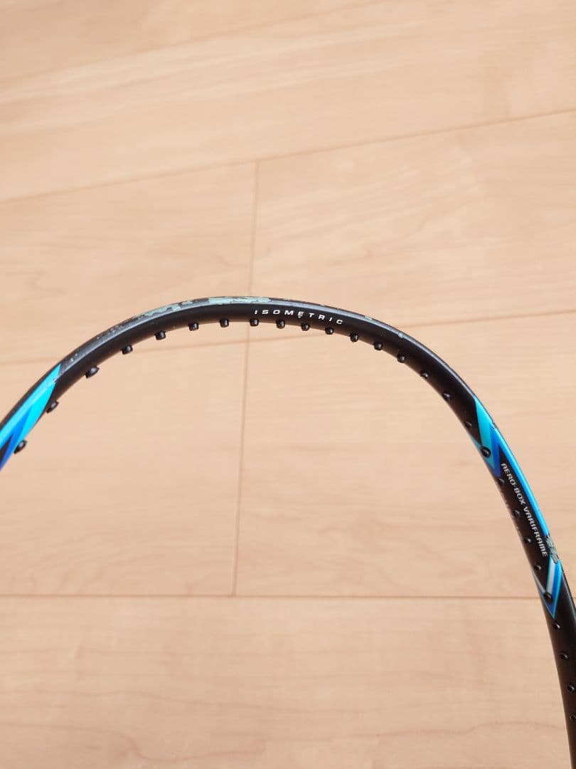 バドミントンラケット初級者向け4本セット