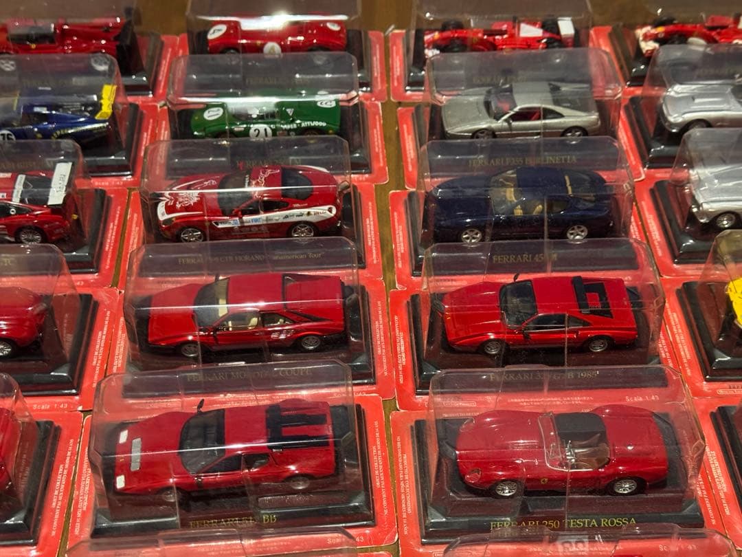 FERRARIミニカーコレクション 55台