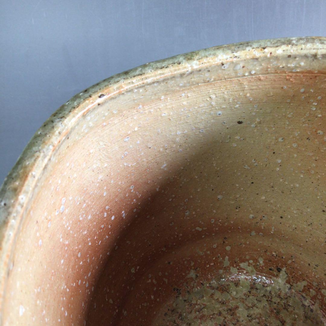 Ｒ６８４　水指　『信楽焼』『保庭楽入造』『菱形水指』　共箱　茶道具