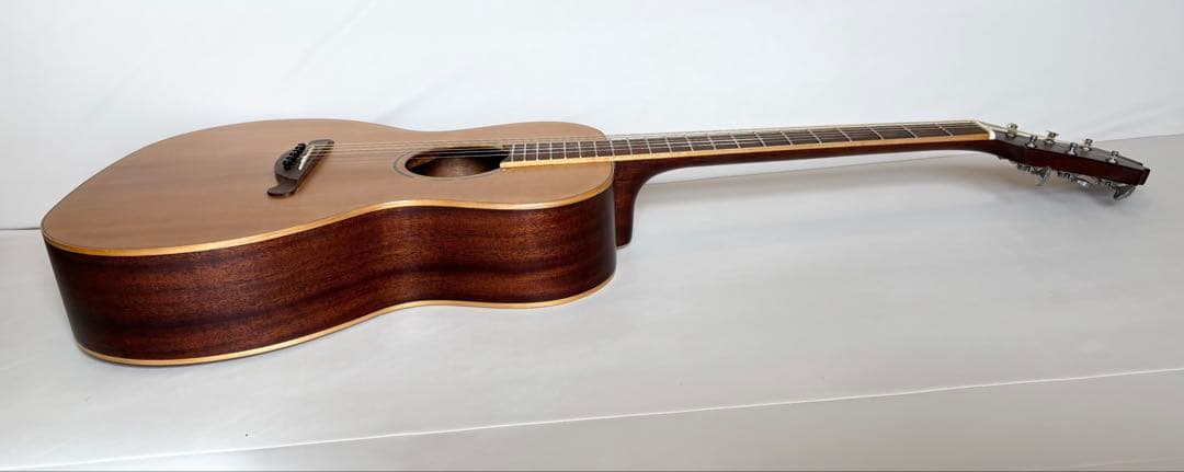 【最終値下げ】JAMES JP600NS アコースティックギター　ニューヨーカー