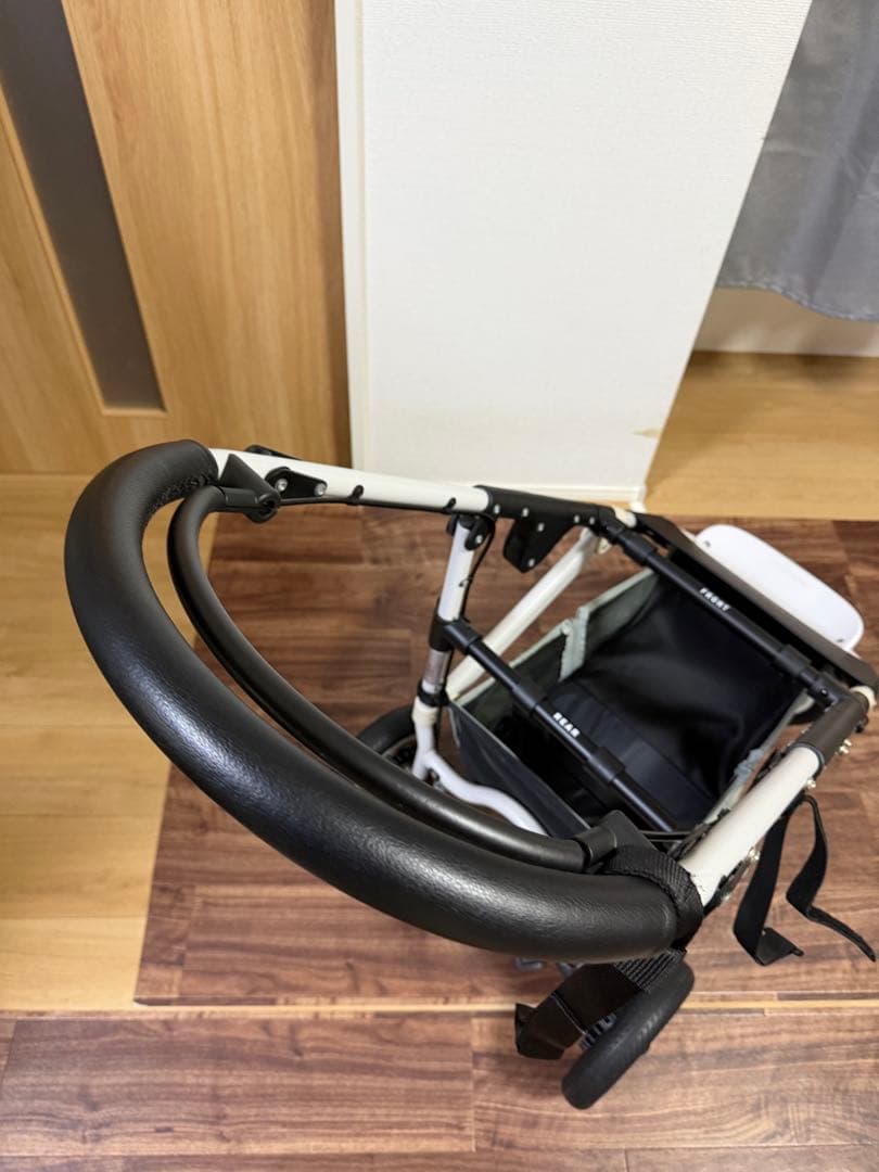 エアバギー フレームブレーキ付き 合皮レザーブラック
