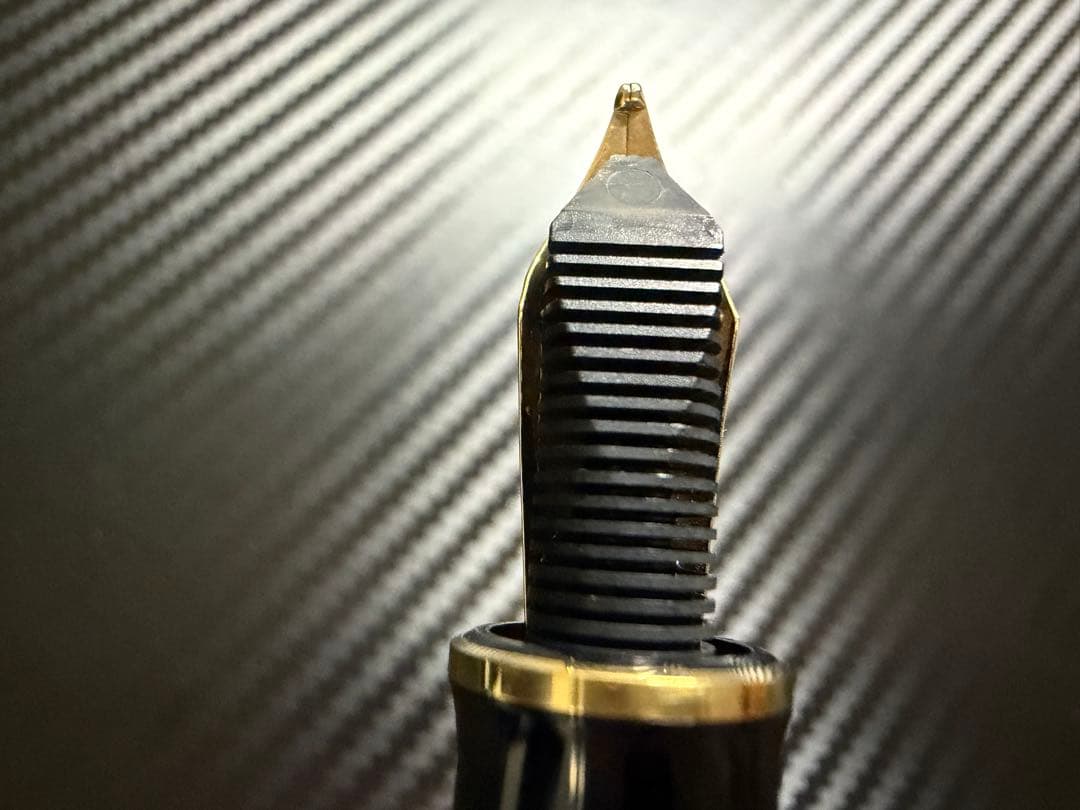 未使用に近い ペリカン スーベレーン M800 青縞 B 太字 万年筆