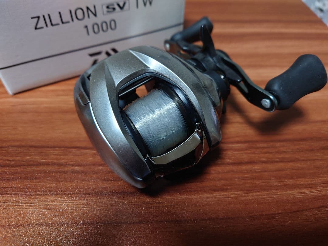 DAIWA　ZILLION SV TW 1000 右ハンドル