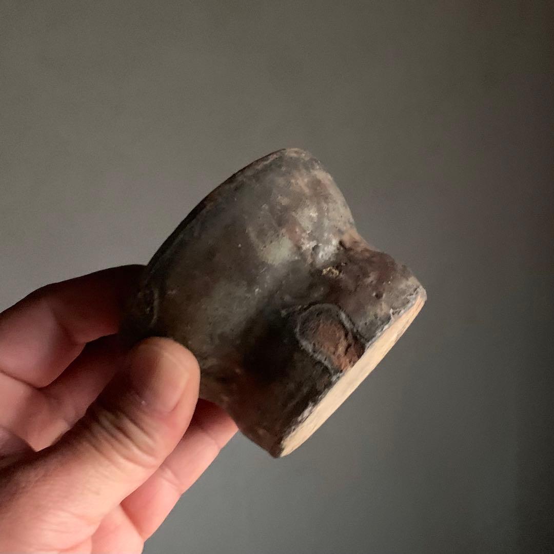 陶製の 小さな 乳鉢 臼 あるいは中国の化粧道具 古道具 アンティーク オブジェ