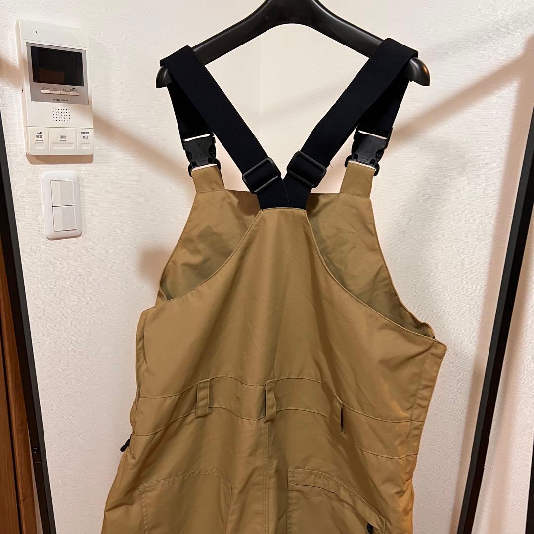 ベージュ サスペンダー付きスノーボードオーバーオール