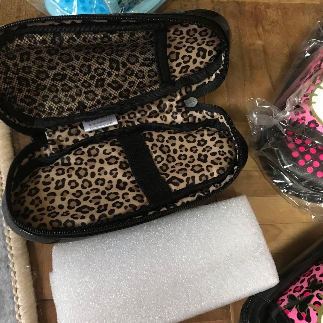 スリッパ　筆箱　キティ　シナモン　4個