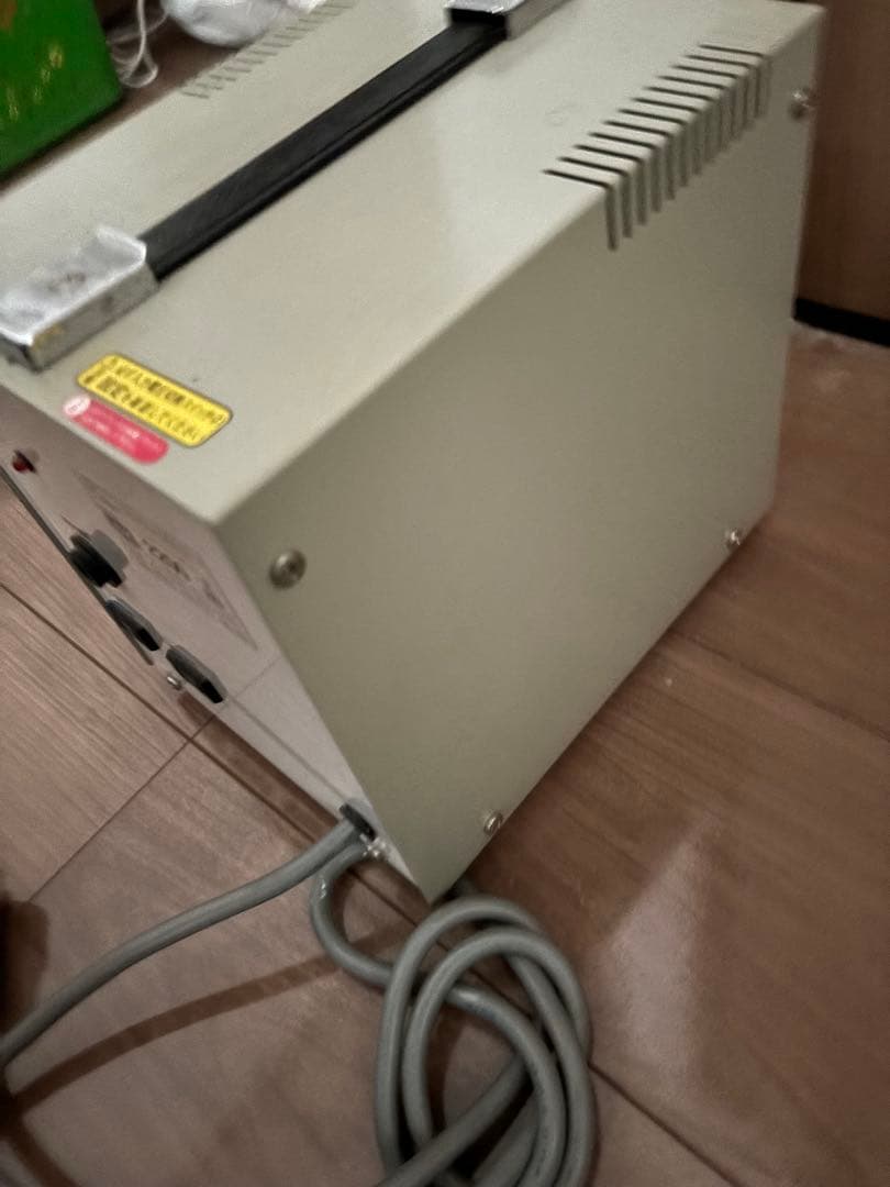 N*m様 SK-2200 変圧器 2200W トランスフォーマー　日章工業