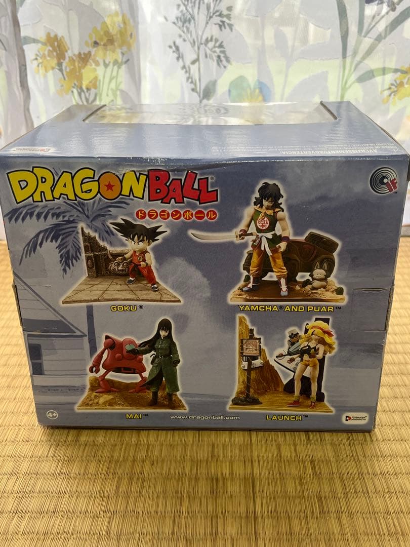 フィギュア　ドラゴンボール　ランチ　金髪　FUNimation 社製