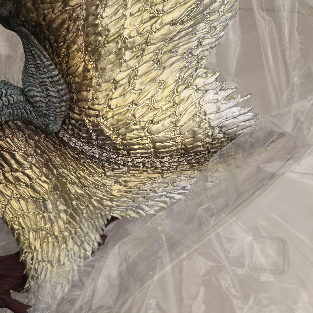 カプコンクリエイターズモデル　天廻龍シャガルマガラ　箱あり