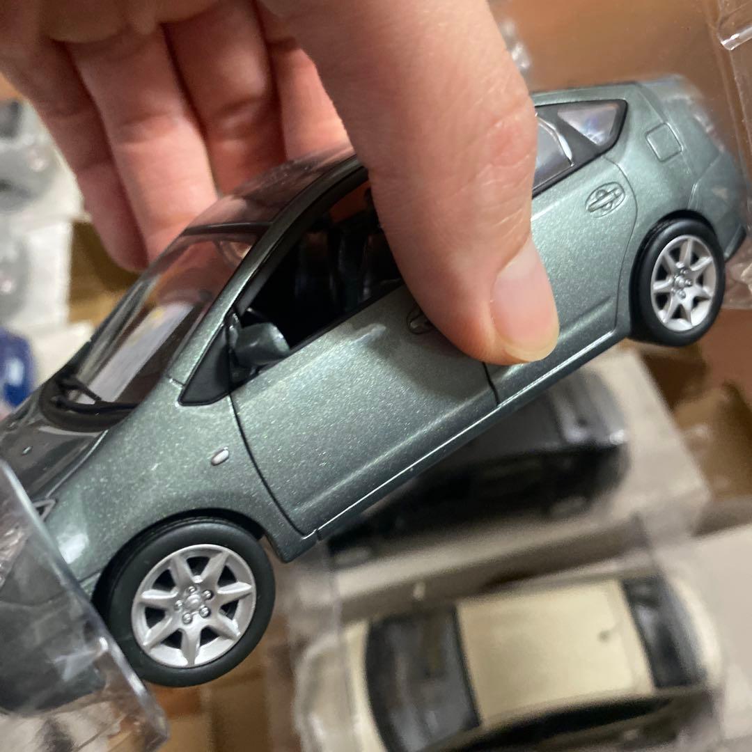 プリウス　カラーサンプル　セット