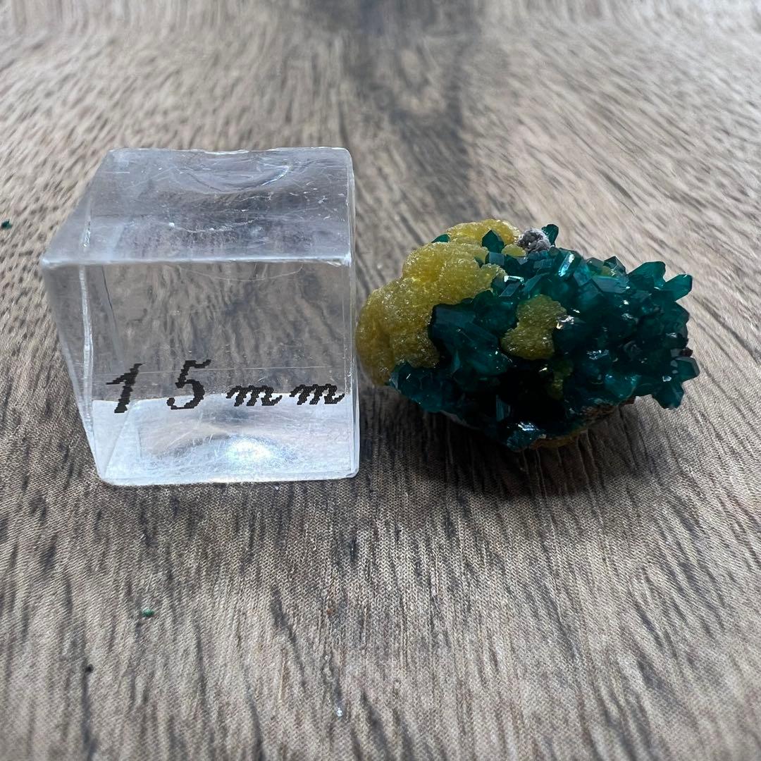 ダイオプテーズ ミメタイト 共生 鉱物 標本 原石