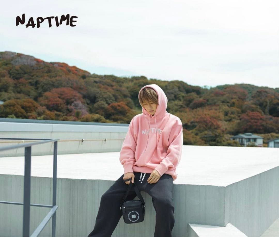 ナップタイム　naptime. Nissy パーカー　イエロー　ピンク