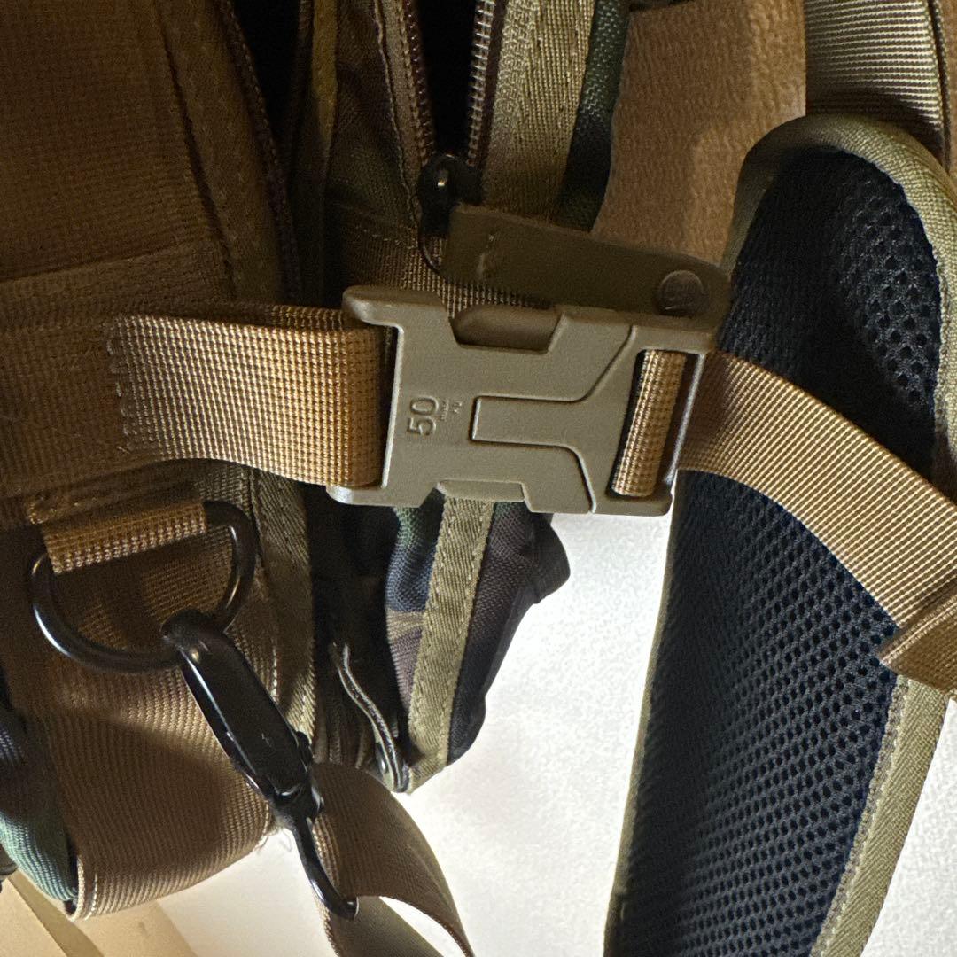 超希少【NIKE SB】 skate shuttleバックパック リュック カモ