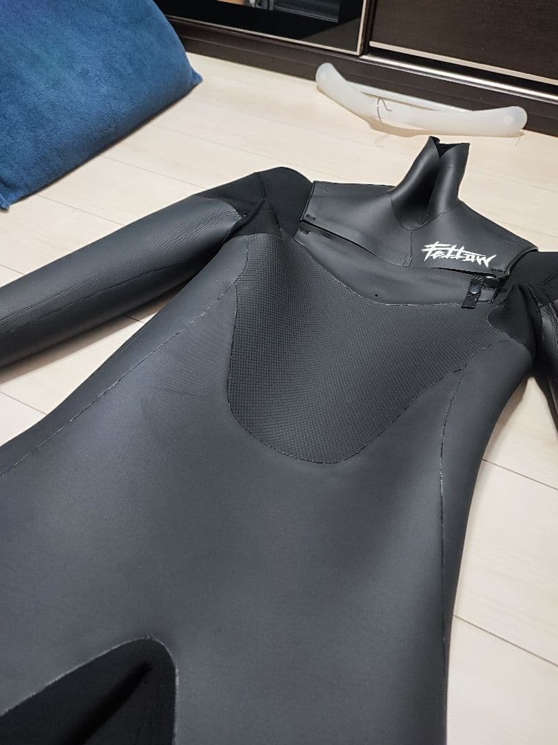 FELLOW SURFERS セミドライ　ウェットスーツ MLBサイズ　メンズ