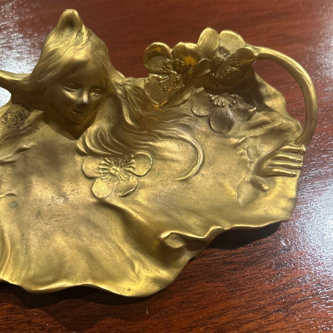 アール・ヌーヴォー　アンティーク ブロンズプレート