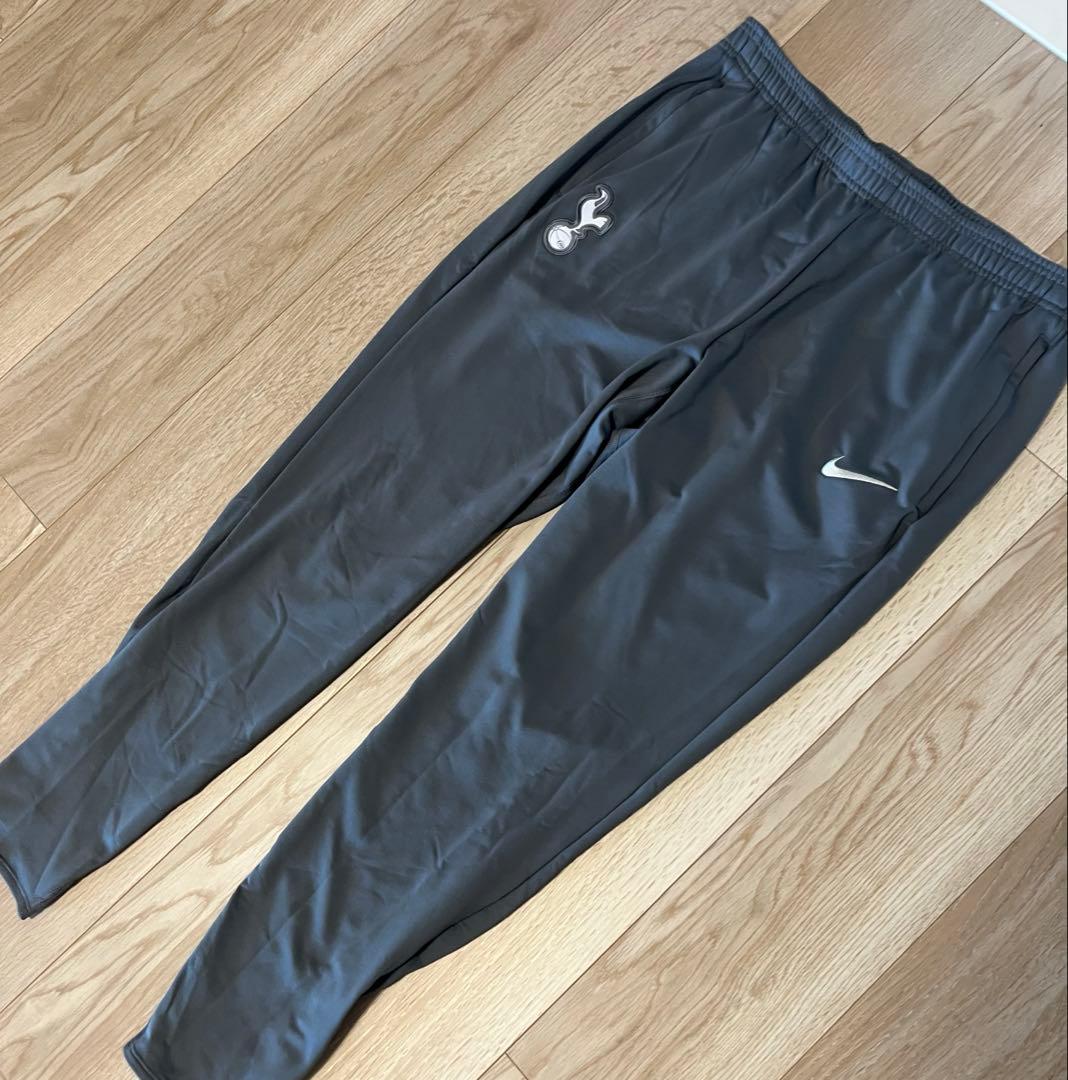 NIKE トッテナム　スパーズ　トラックパンツ　トレーニングパンツ　ジャージ