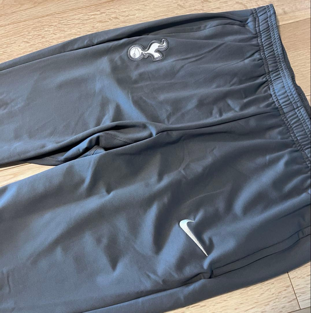 NIKE トッテナム　スパーズ　トラックパンツ　トレーニングパンツ　ジャージ
