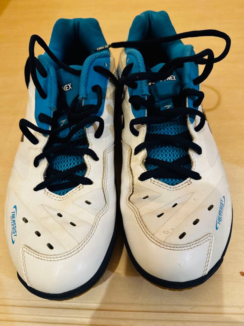 ヨネックス パワークッションSHB-65Z バドミントンシューズ 27.5cm