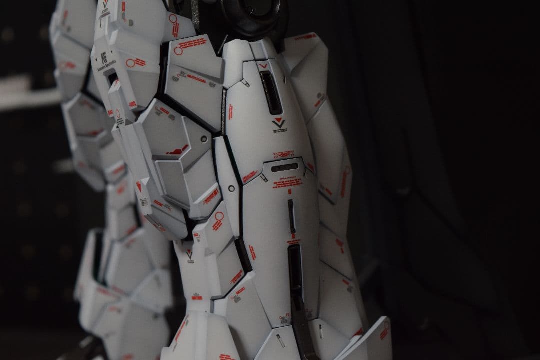 最終値下げ【ガンプラ全塗装】PGユニコーンガンダム最終決戦仕様デカール500箇所