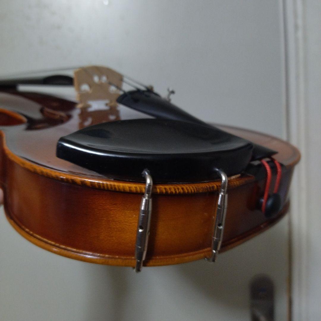 ♥大幅値下しました♥スズキバイオリン4/4♥品番240弓、ケ―ス、松脂、調弦笛付