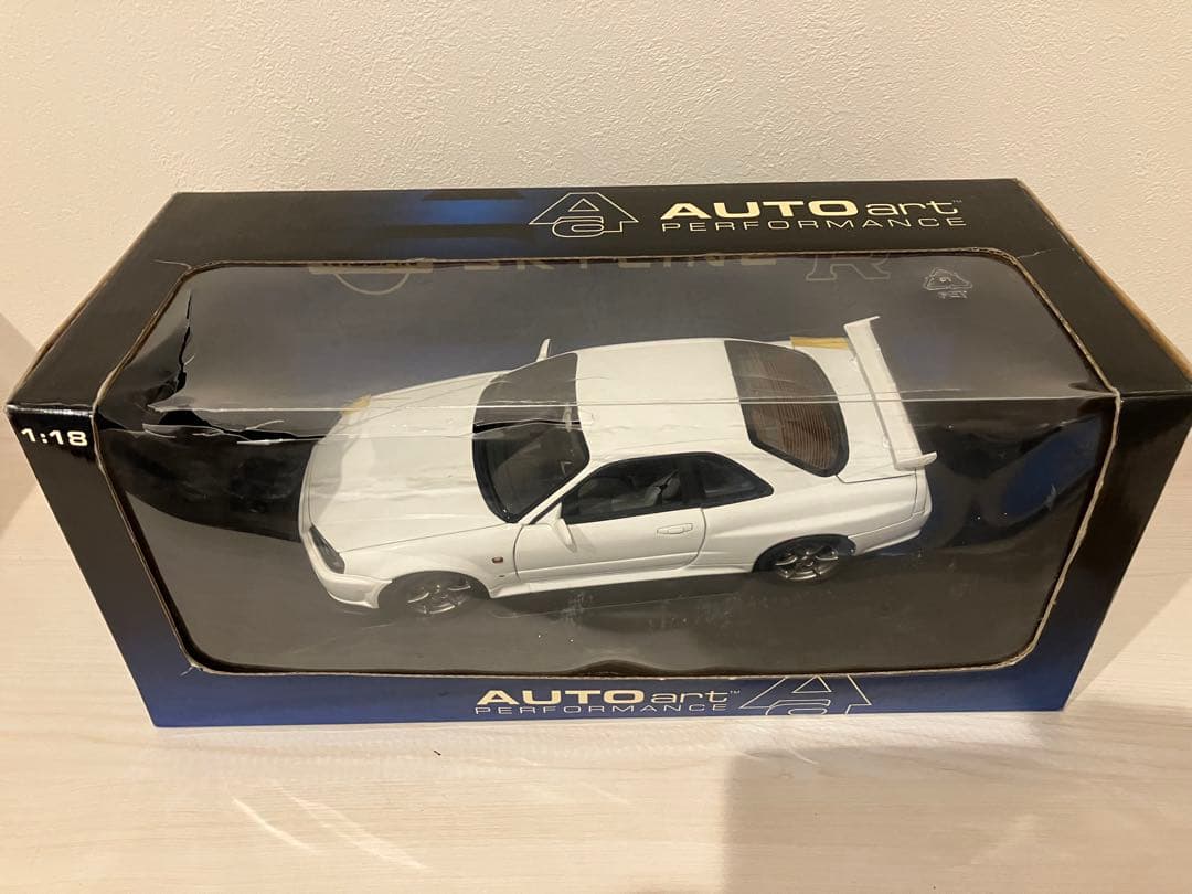 1/18 オートアート スカイライン GTR R34 V スペック