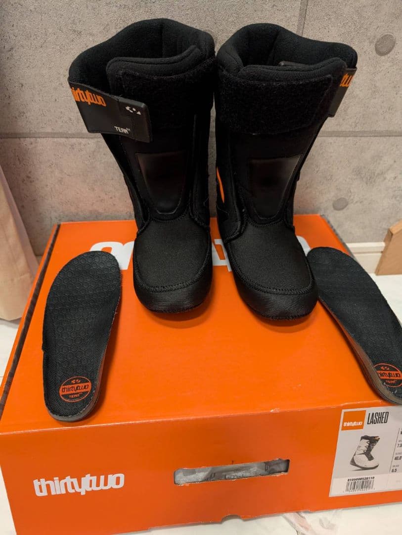 thirtytwo Lashed ブーツ ホワイト/ブラック ☆